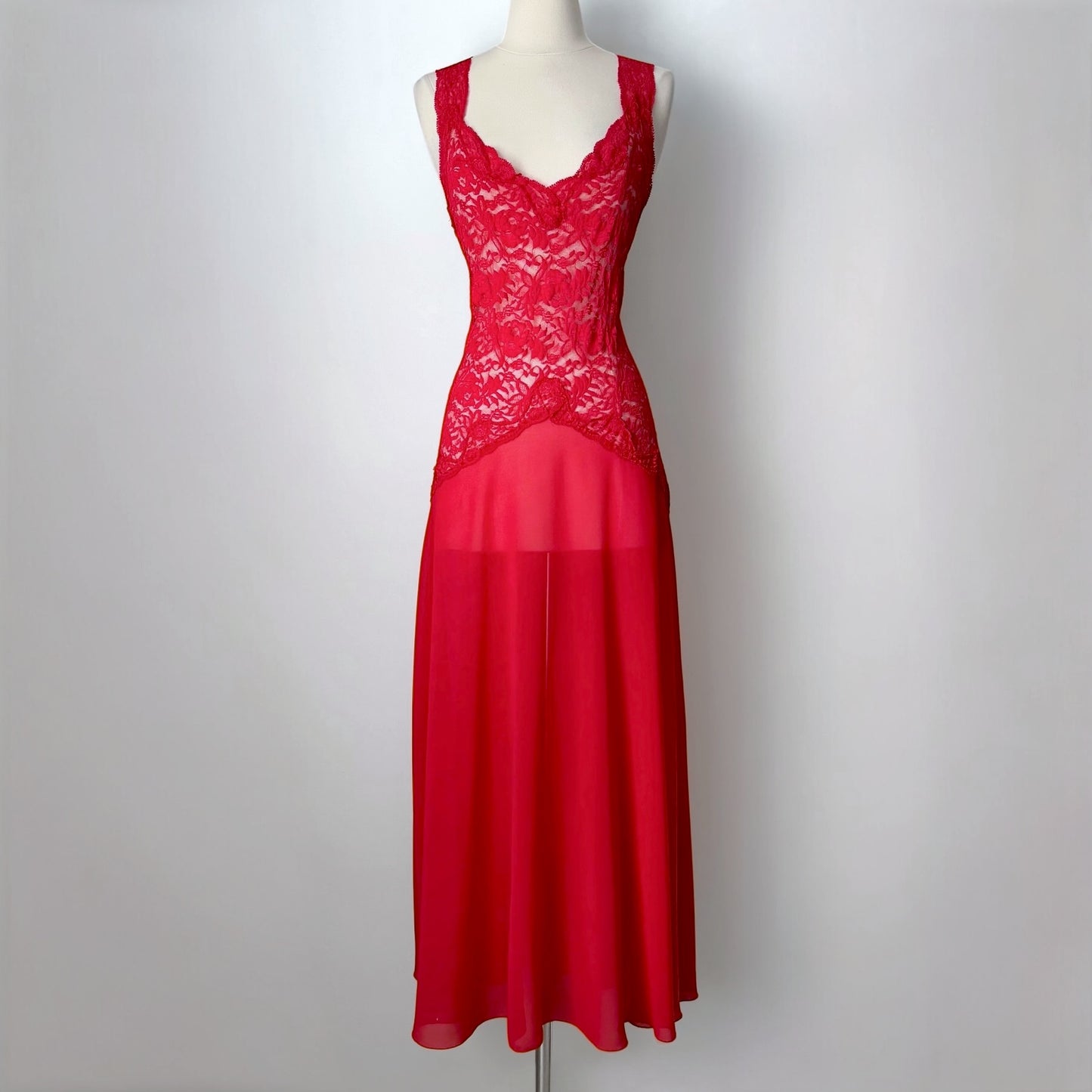 Victoria’s Secret lace chiffon maxi slip (L)