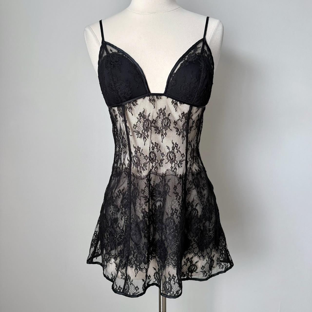 Victoria’s Secret dainty black lace slip (M)