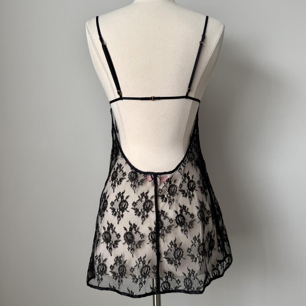 Victoria’s Secret dainty black lace slip (M)