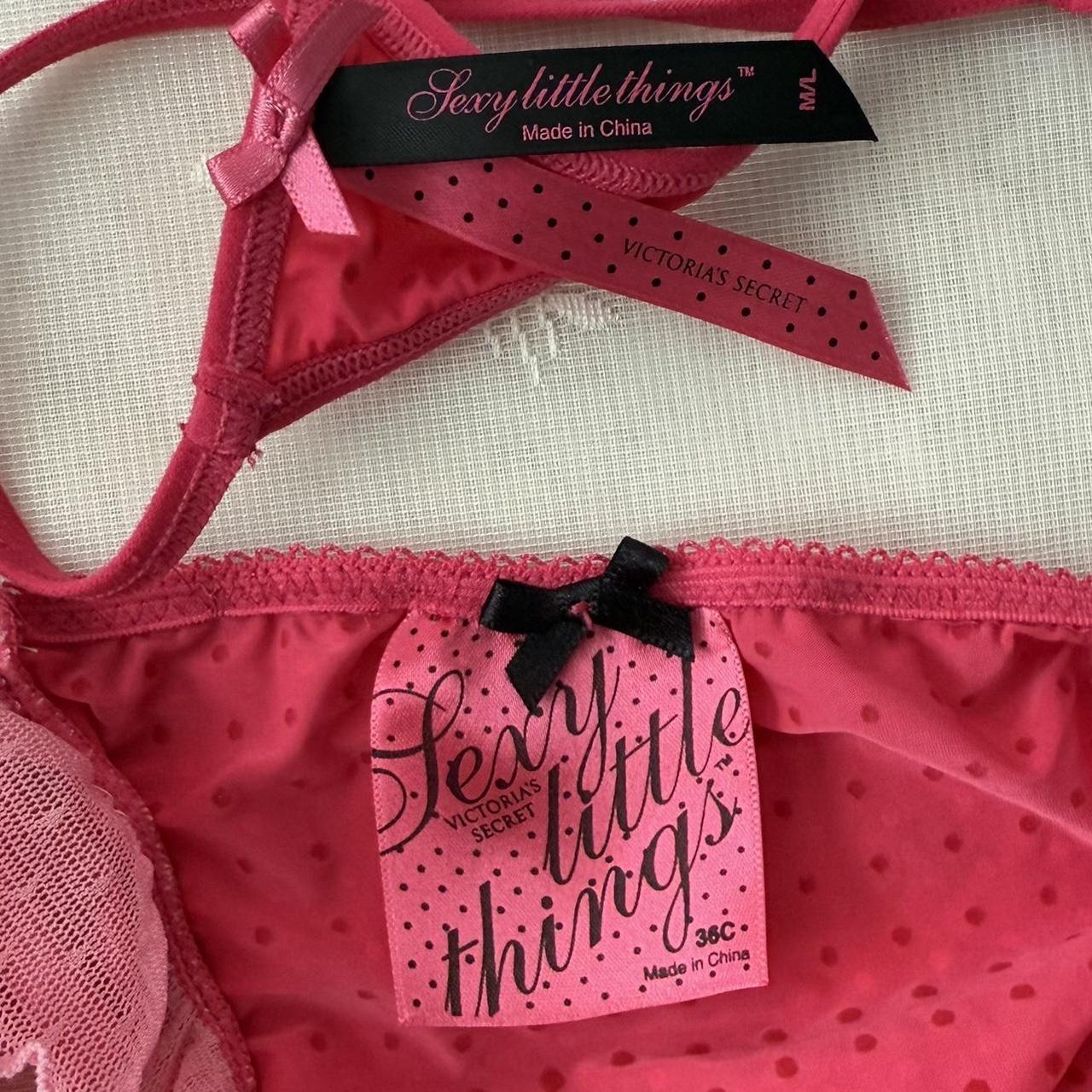 Victoria’s Secret apron lingerie set (36C)