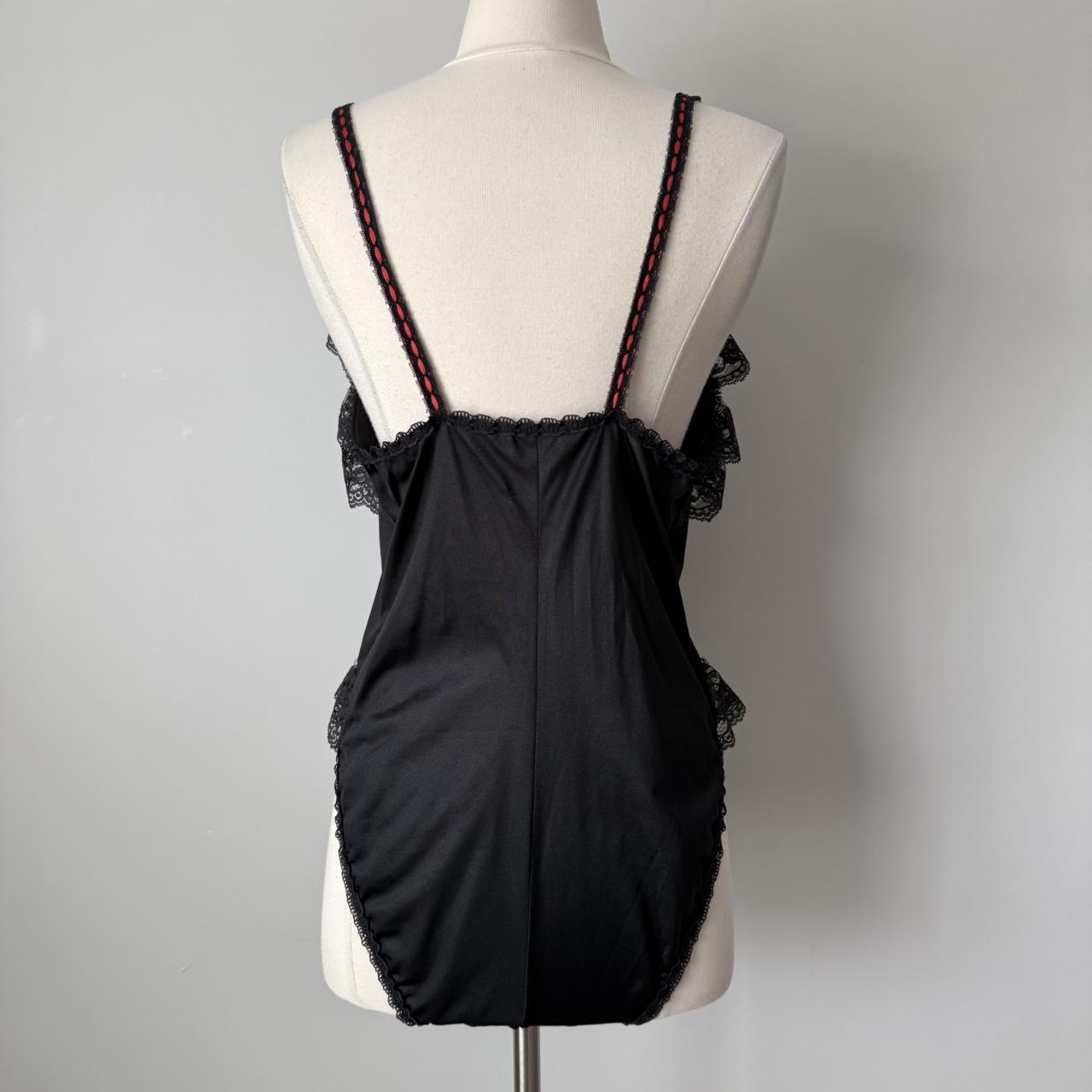 Vintage vampy lace bodysuit (fits L)