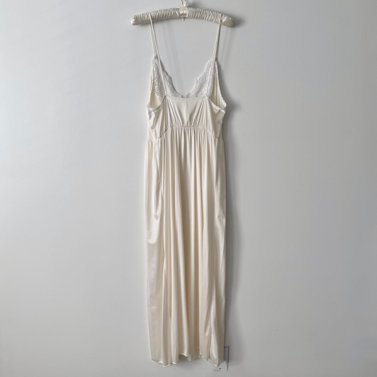 Victoria’s Secret vintage maxi nightgown (M)