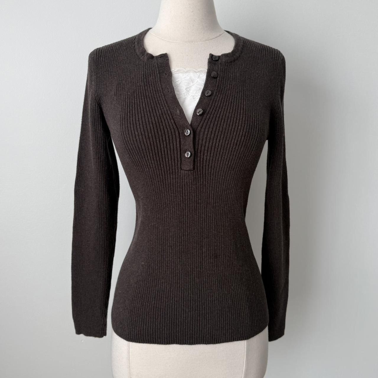 Moda International ribbed henley sweater (L)