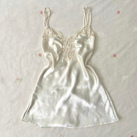 Victoria’s Secret satin ivory slip (fits M/L)