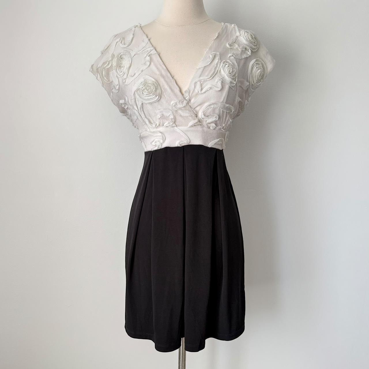 Enfocus textured rose formal dress (10P)