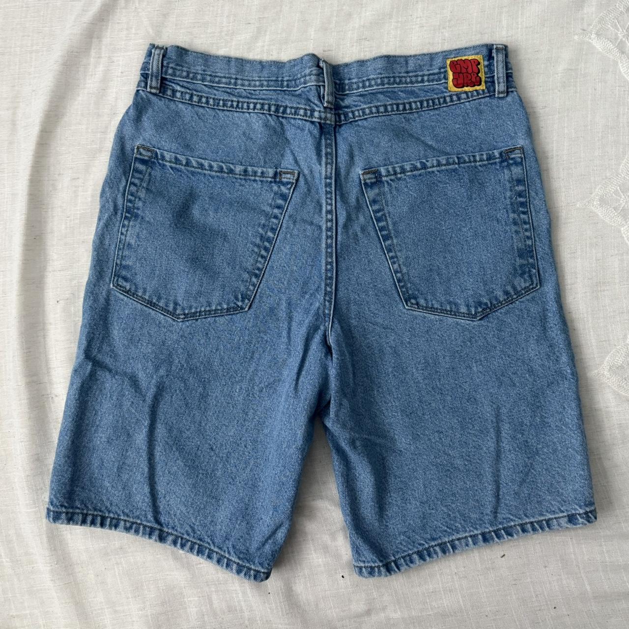 Empyre medium wash denim jorts (32)