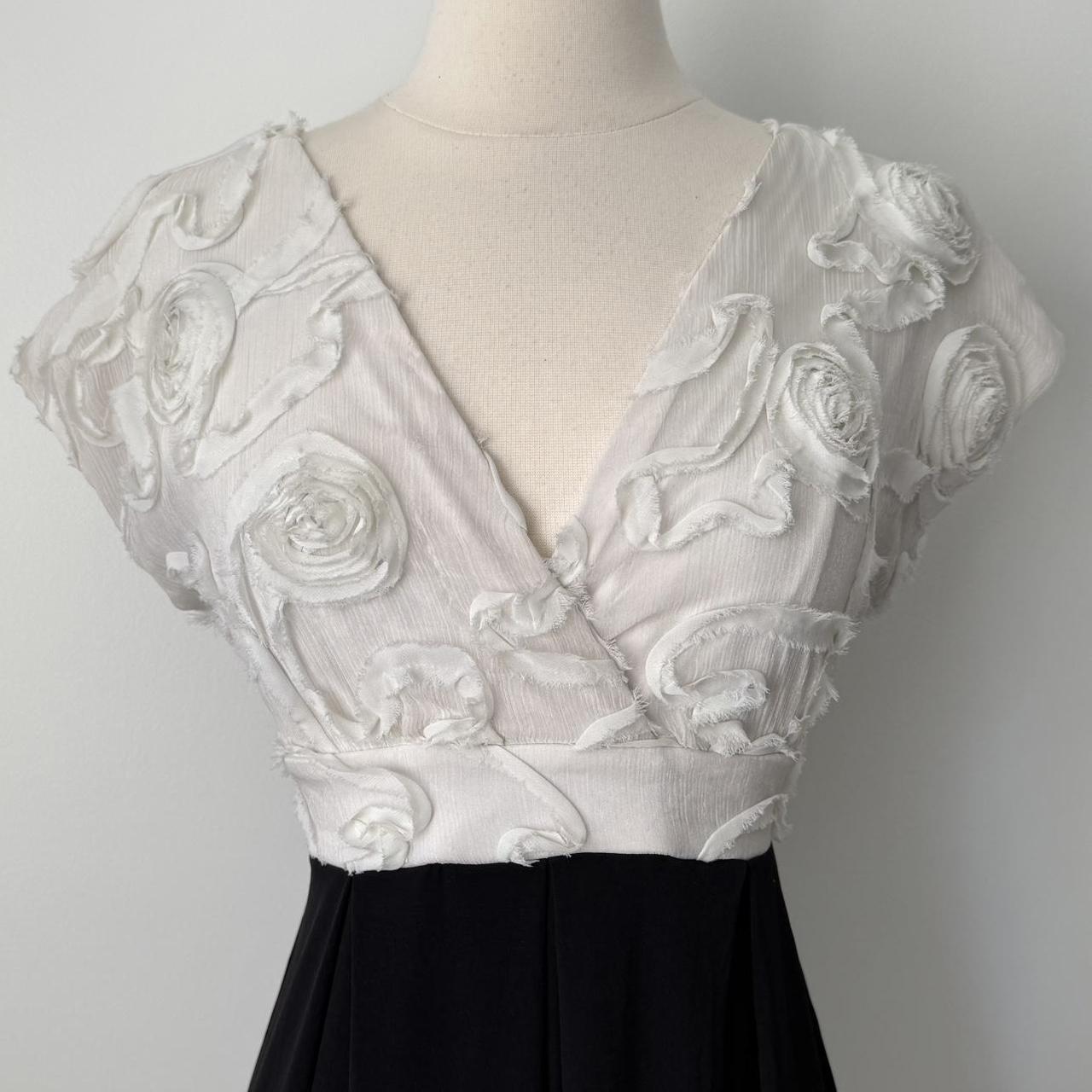 Enfocus textured rose formal dress (10P)