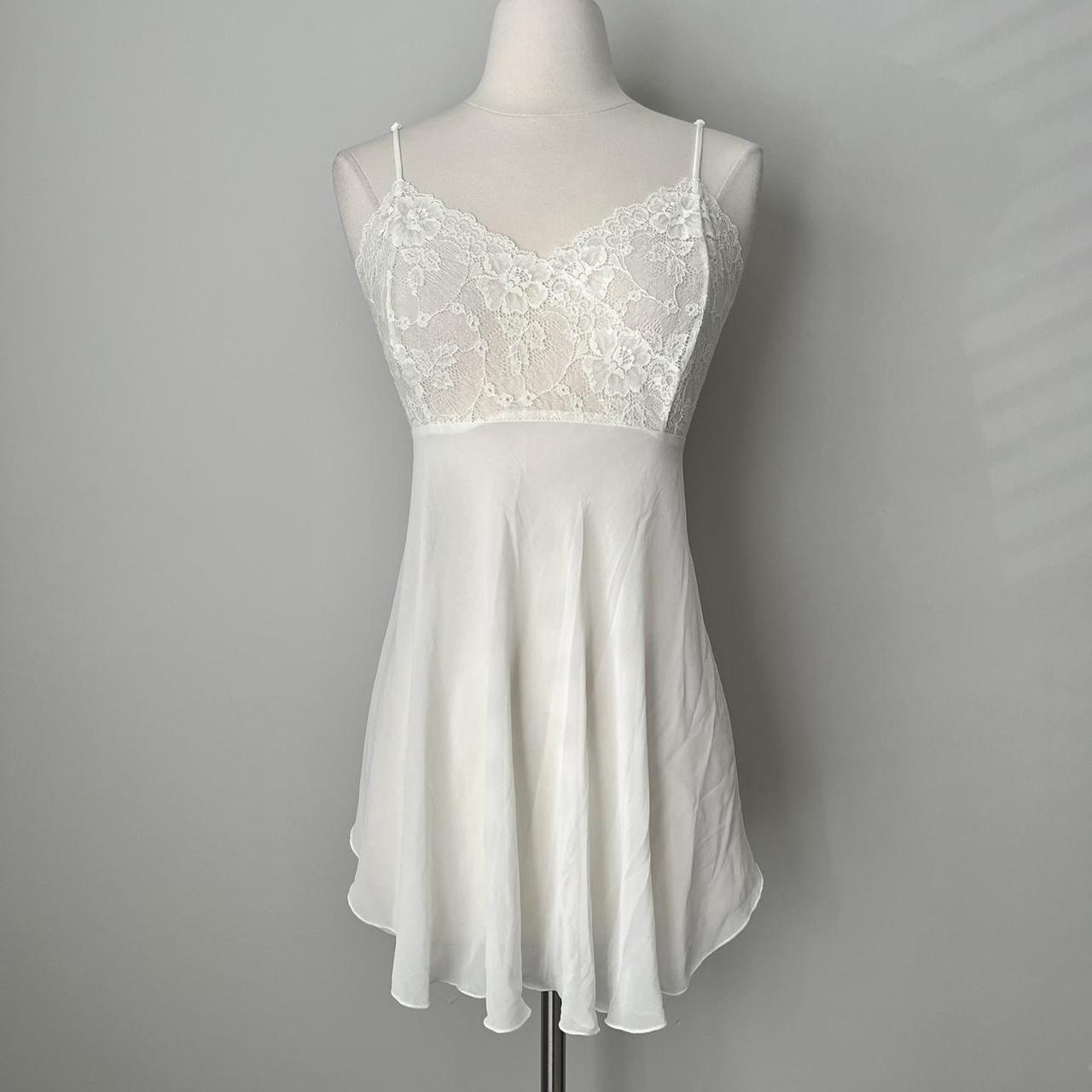 Victoria’s Secret chiffon slip & panty set (L)