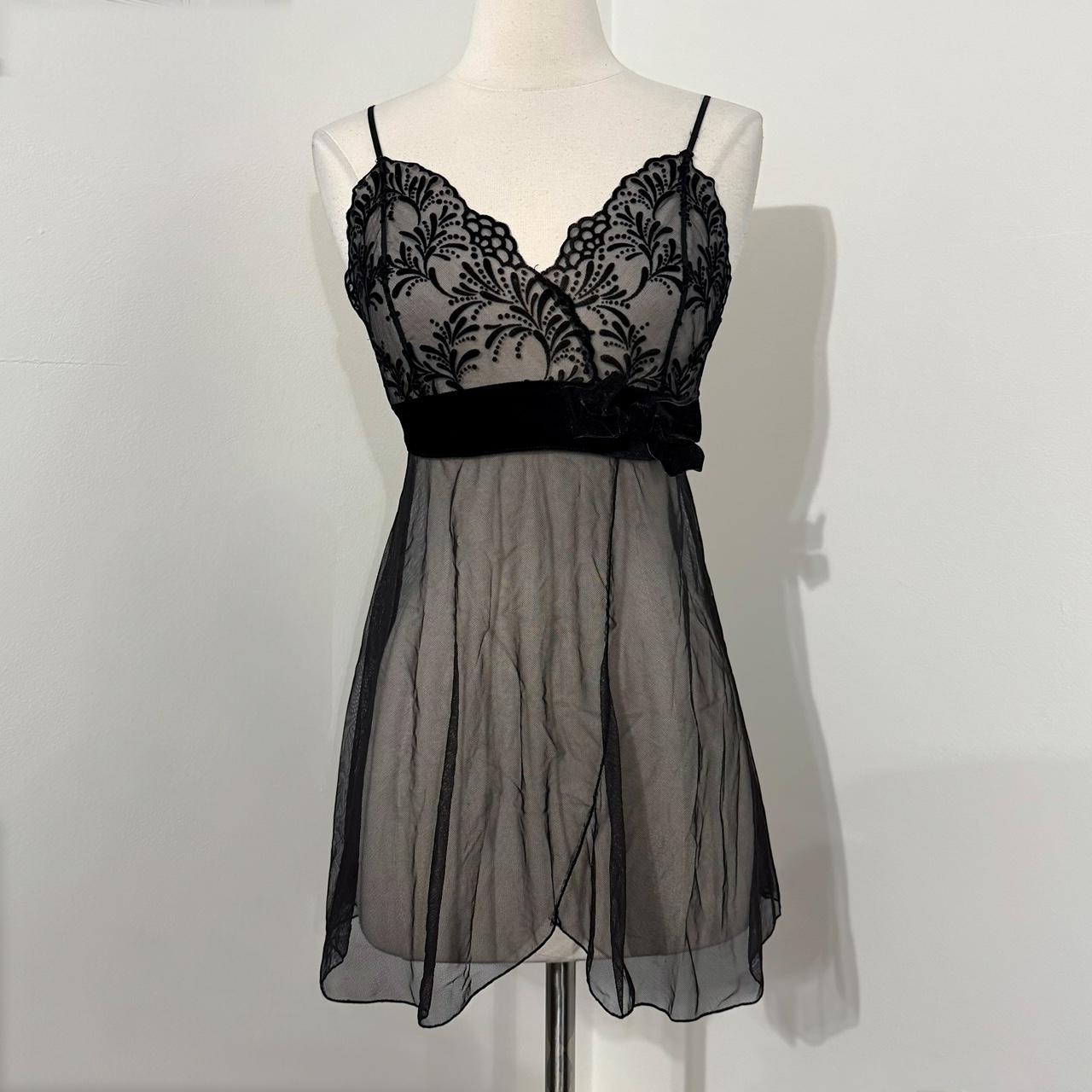 Victoria's Secret Y2K sheer slip (M)