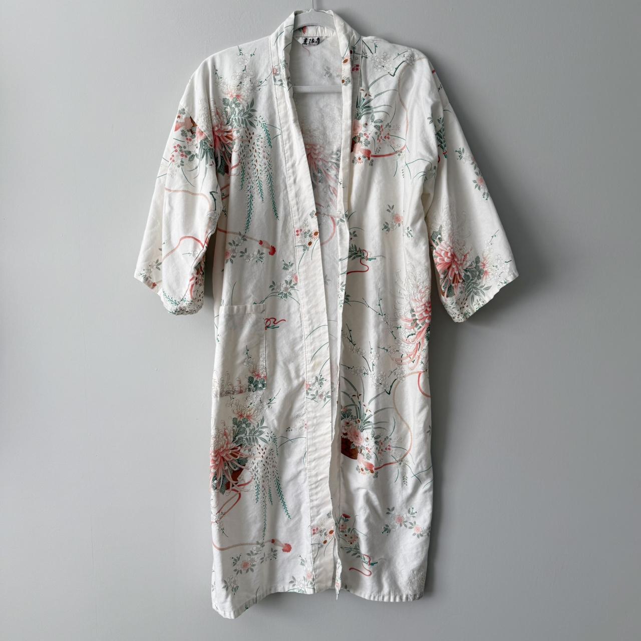 Juguemm floral kimono robe (fits M-L)