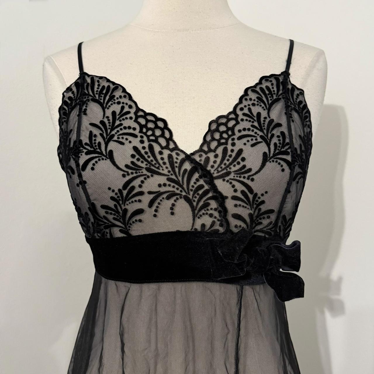 Victoria's Secret Y2K sheer slip (M)
