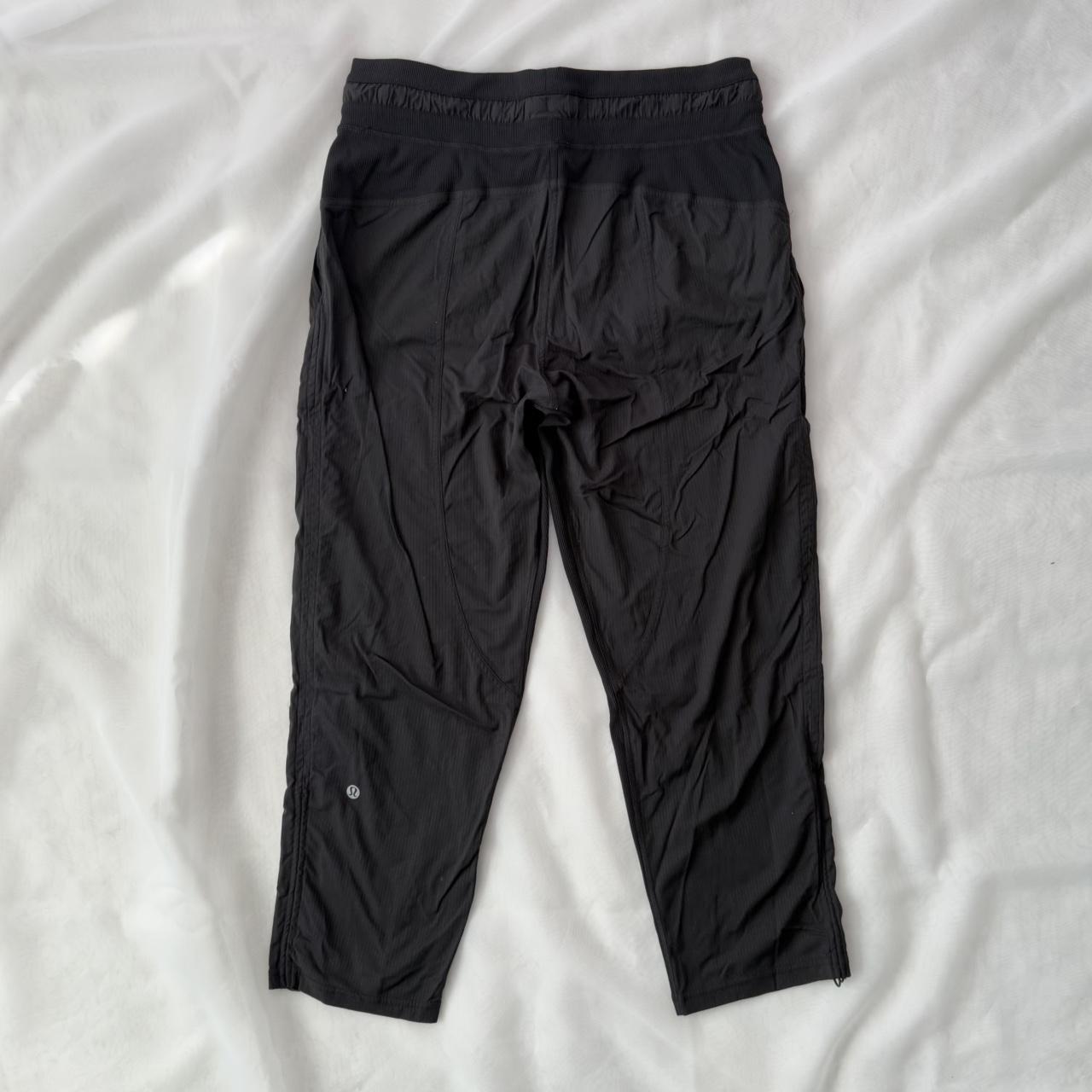Lululemon dance studio crop II (8)
