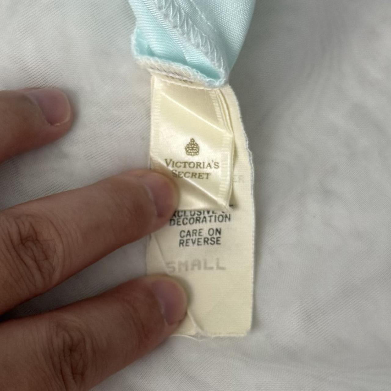 Victoria's Secret dainty vintage nightgown (S)