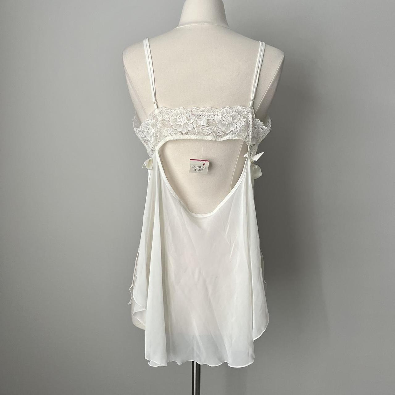 Victoria’s Secret chiffon slip & panty set (L)
