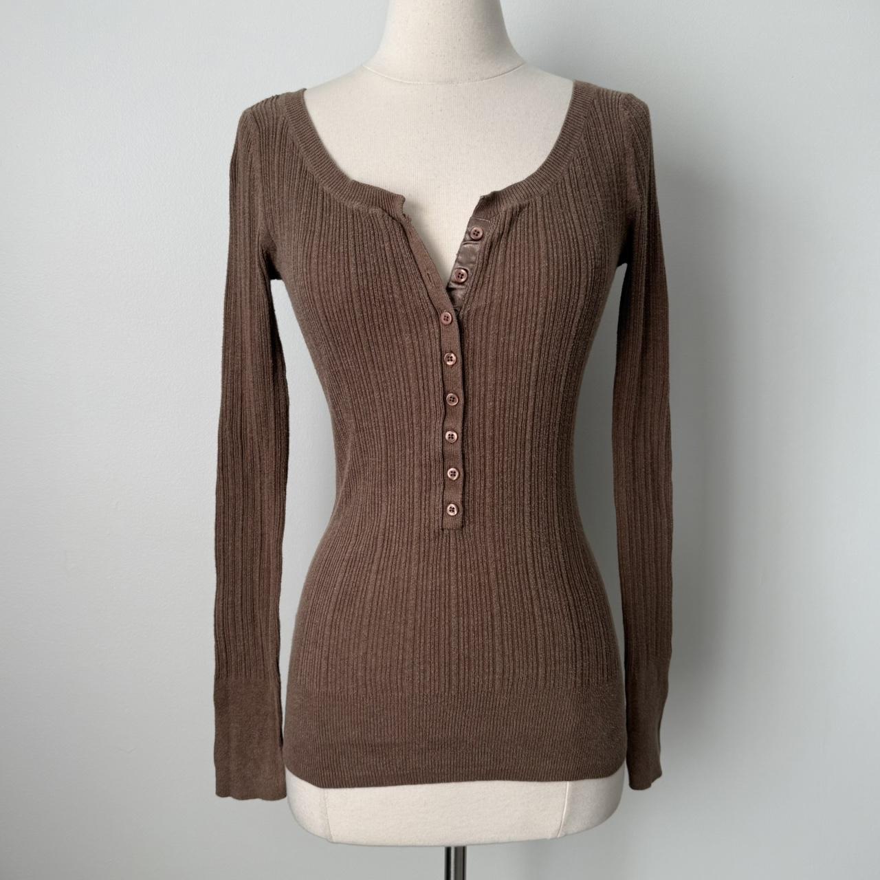 Aeropostale ribbed brown henley top (M)